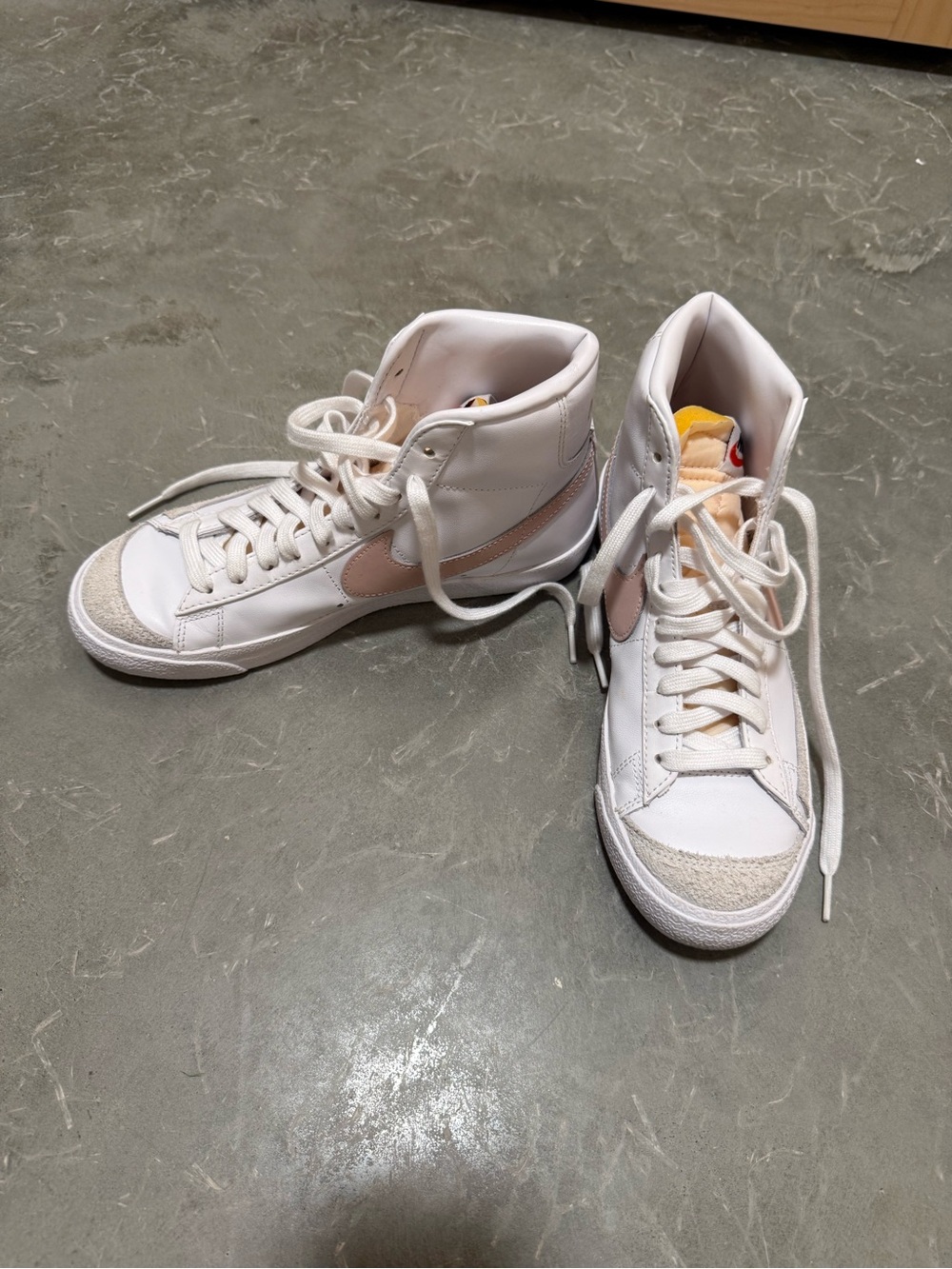 Nike Women's White High-Top Blazers with Light Pink Swoosh